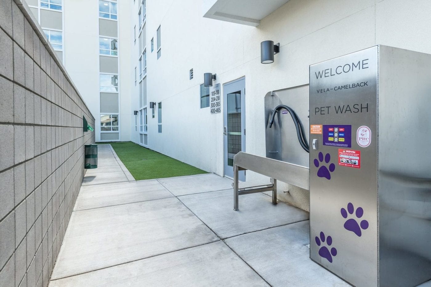 Pet Friendly Apartments in Phoenix, AZ - Community Outdoor Pet Wash Station with Rinse and Dry Option.